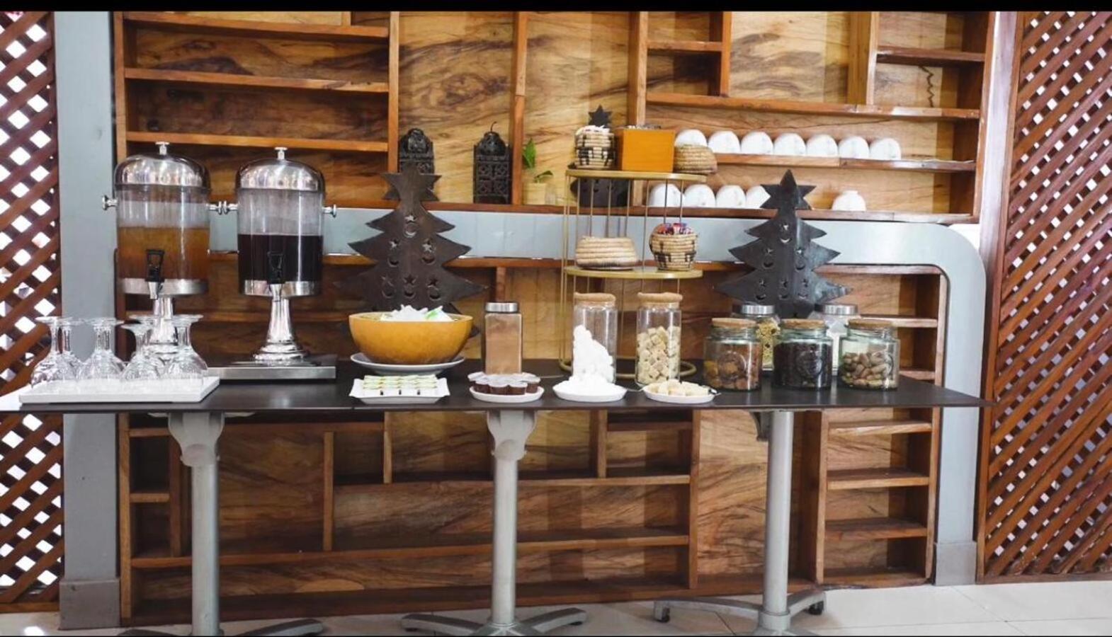 Nobila Airport Hotel 코토누 외부 사진