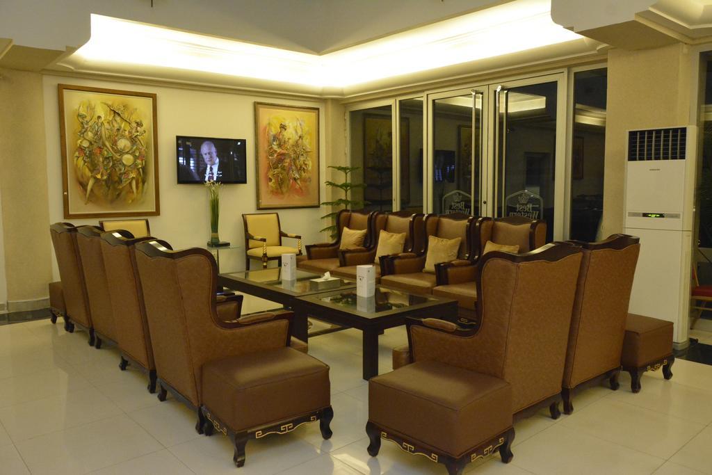 Nobila Airport Hotel 코토누 외부 사진