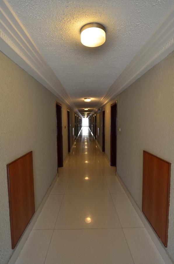 Nobila Airport Hotel 코토누 외부 사진