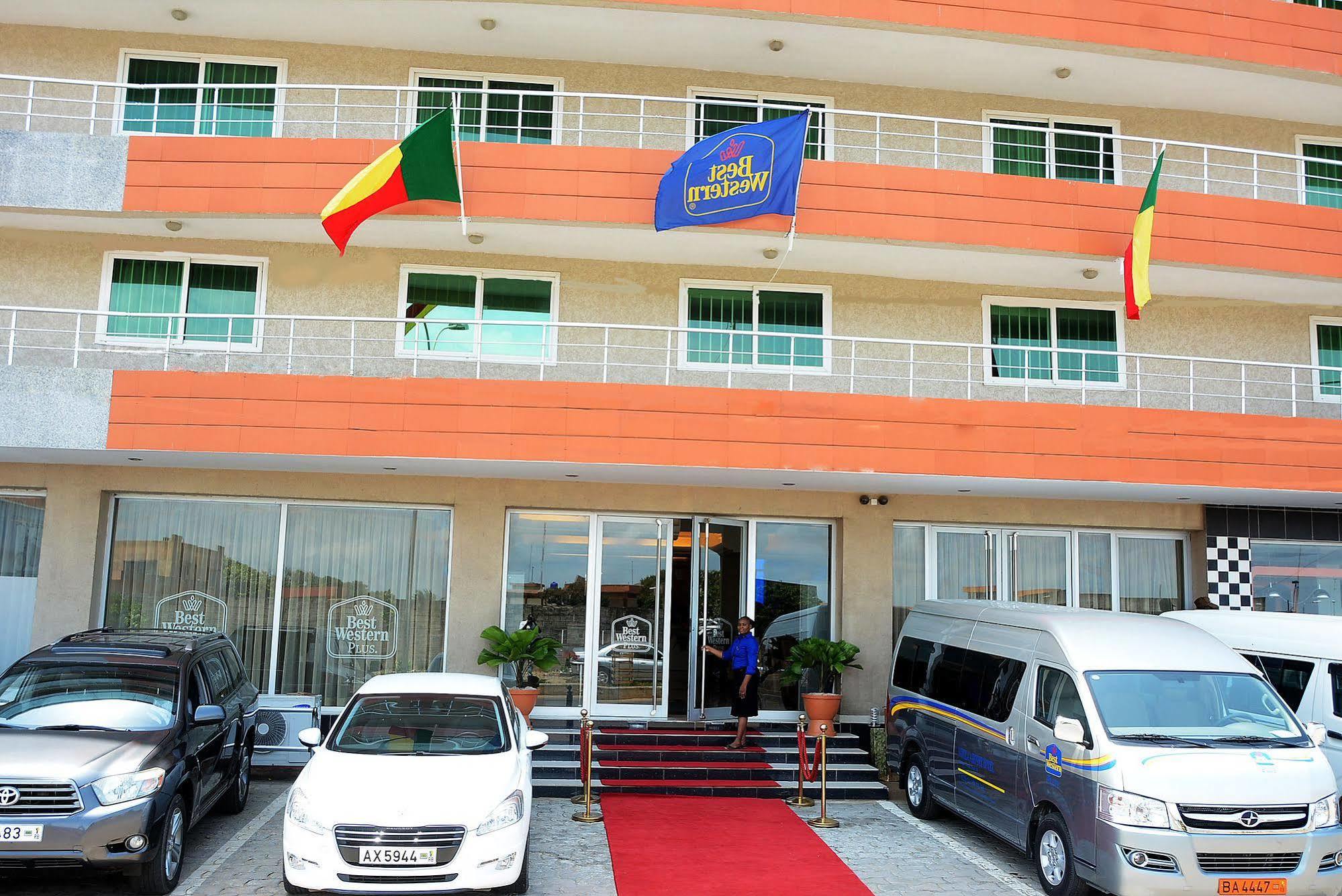 Nobila Airport Hotel 코토누 외부 사진